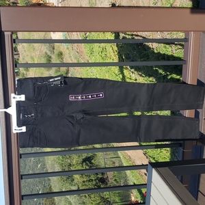 Hot topic HI Rise super skinny black jeans. Size 7